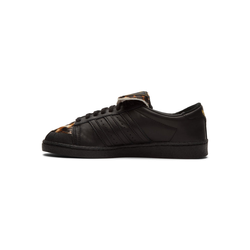 adidas-cblack-cblack-supcol-core-black  Footwear