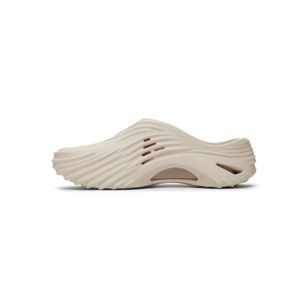 crocs-echo-wave-210521-0ll-almond-tint  Footwear