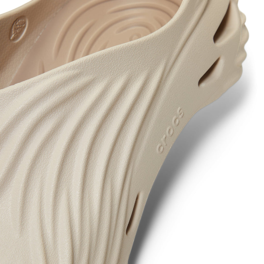 crocs-echo-wave-210521-0ll-almond-tint  Footwear