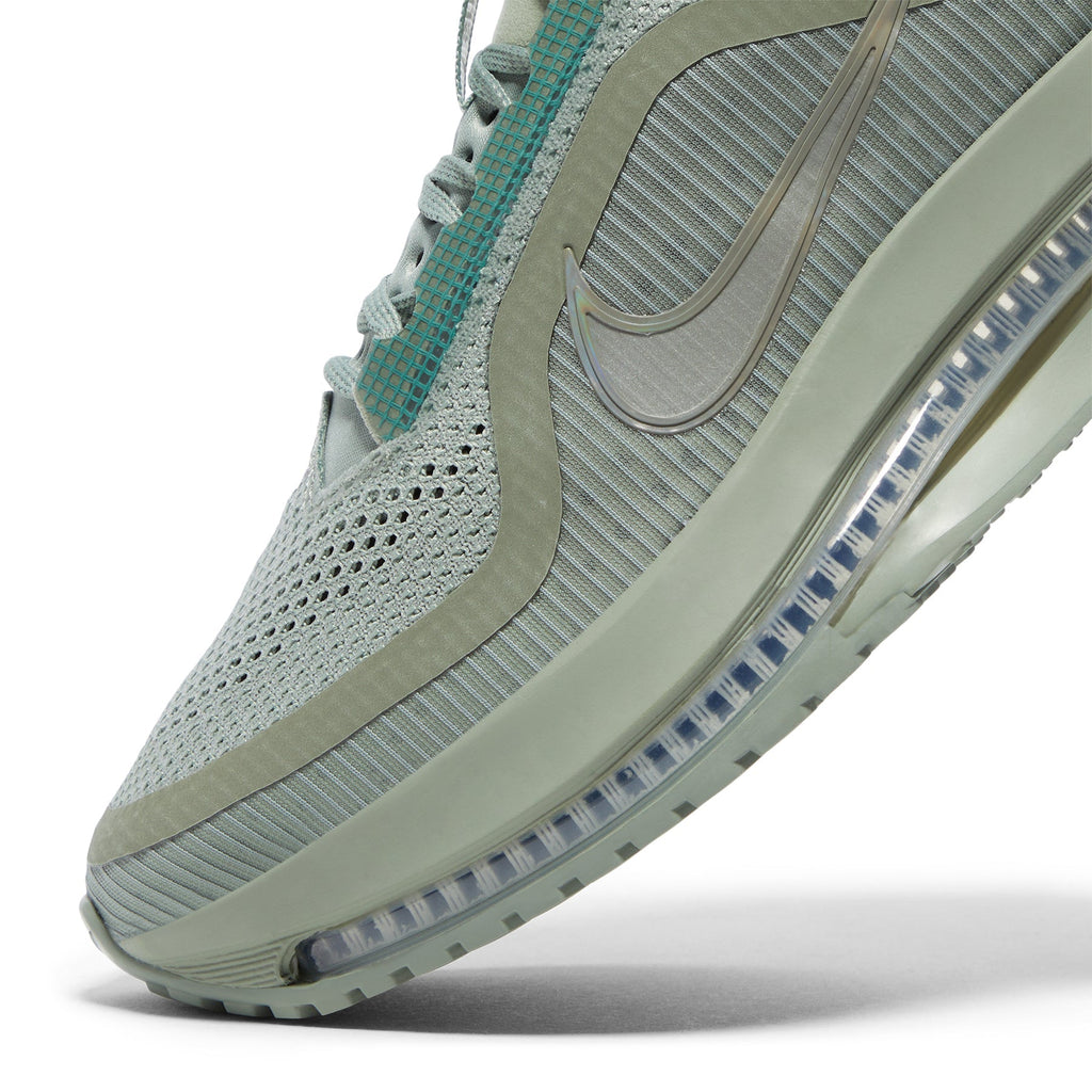 nike-pegasus-premium-hq2592-300-jade-horizon-light-army-jade-horizon  Footwear