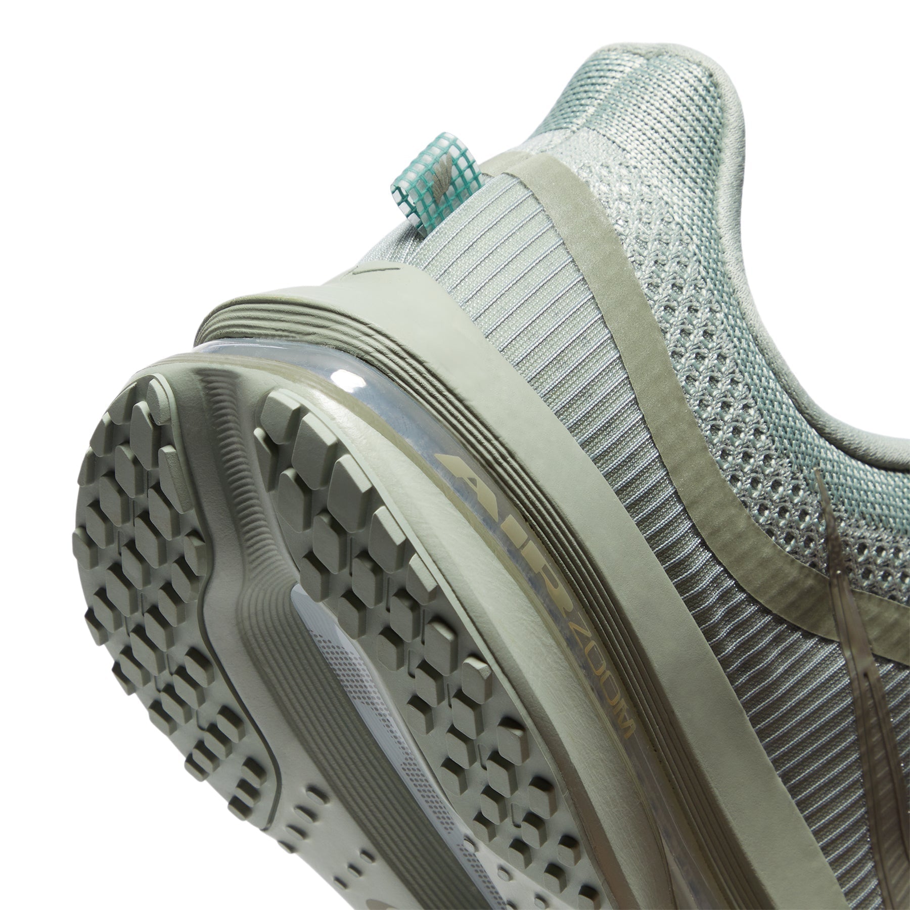 nike-pegasus-premium-hq2592-300-jade-horizon-light-army-jade-horizon  Footwear