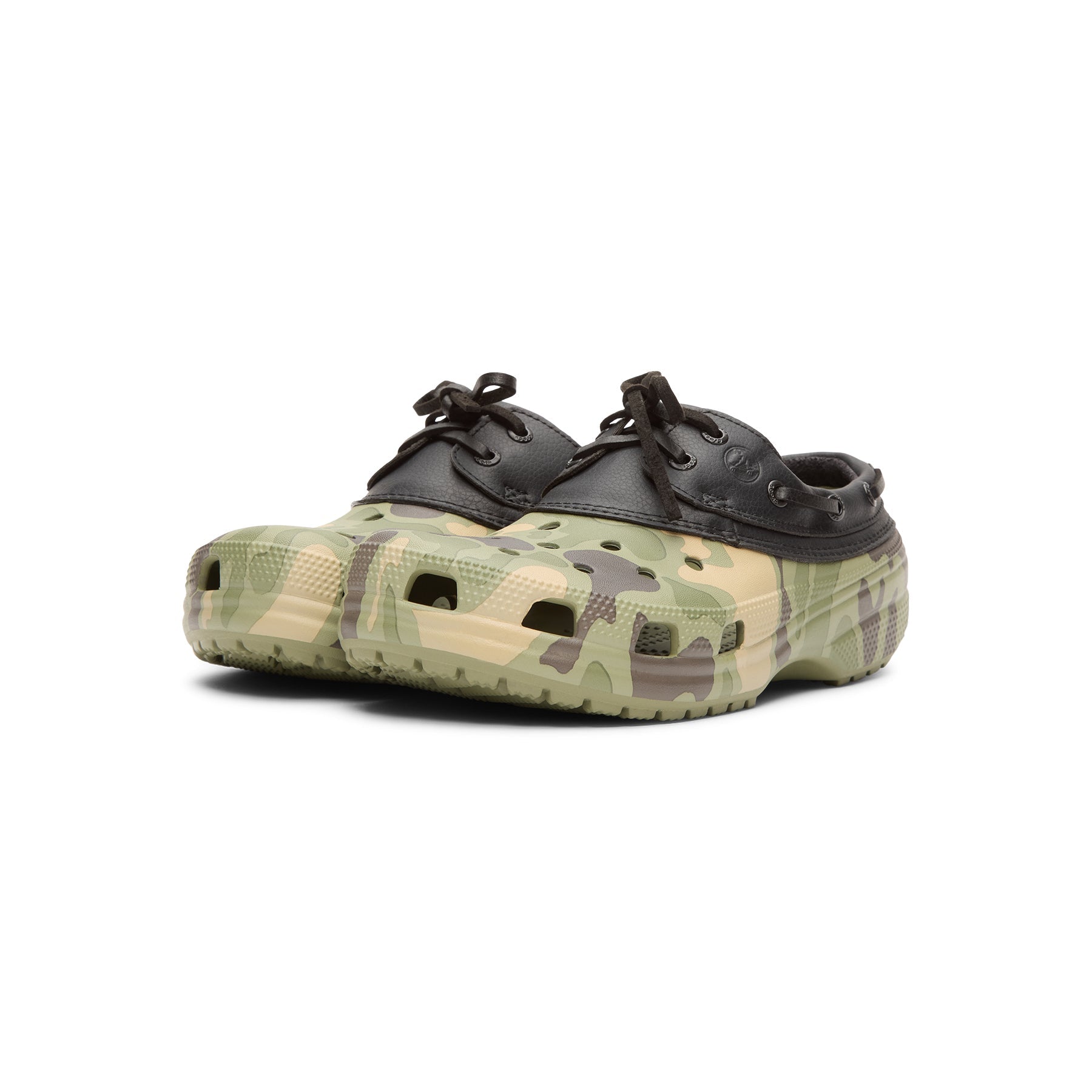 crocs-classic-duck-camo-boat-shoe-black-cargo  Footwear