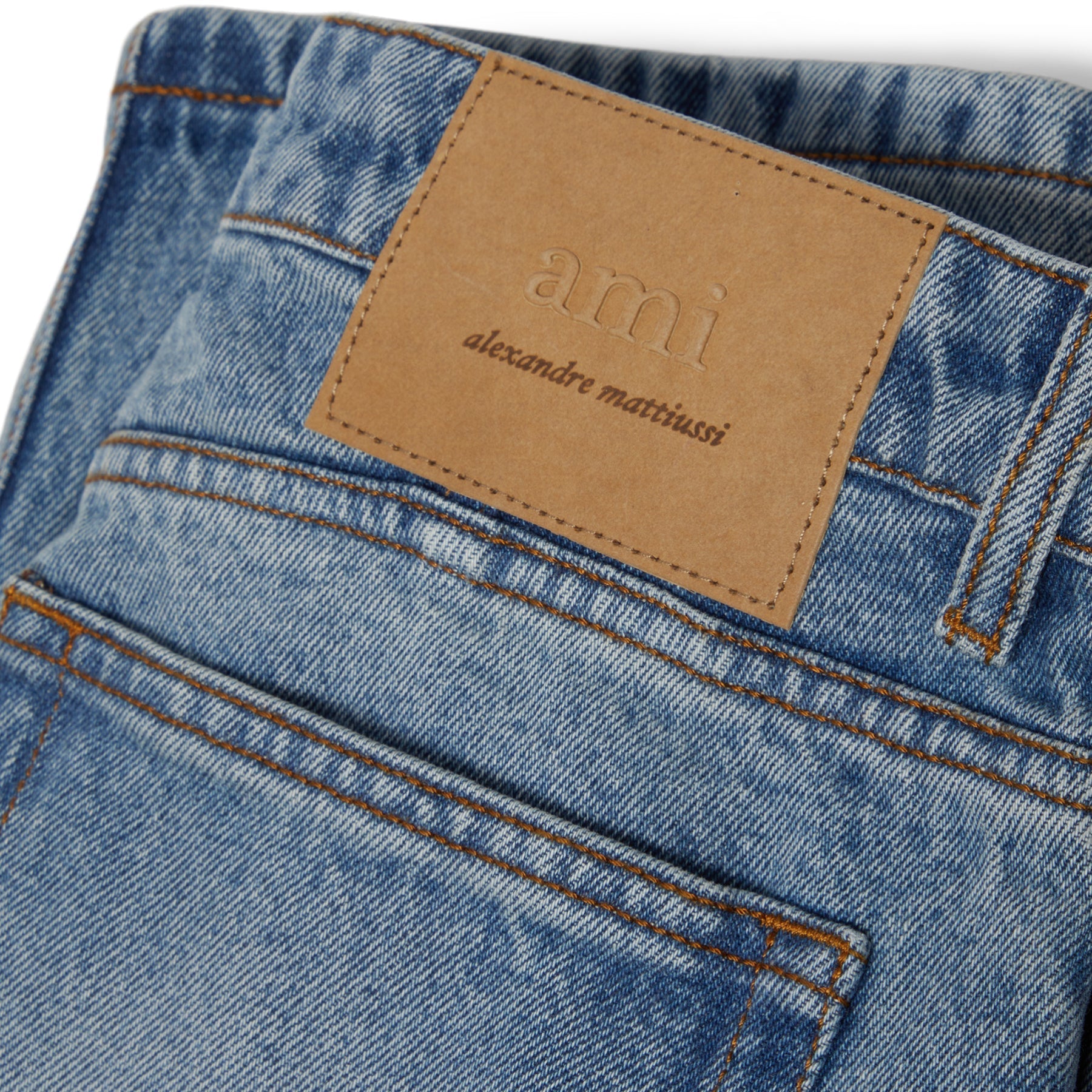 AMI Classic Fit Jeans (Used blue) Trousers