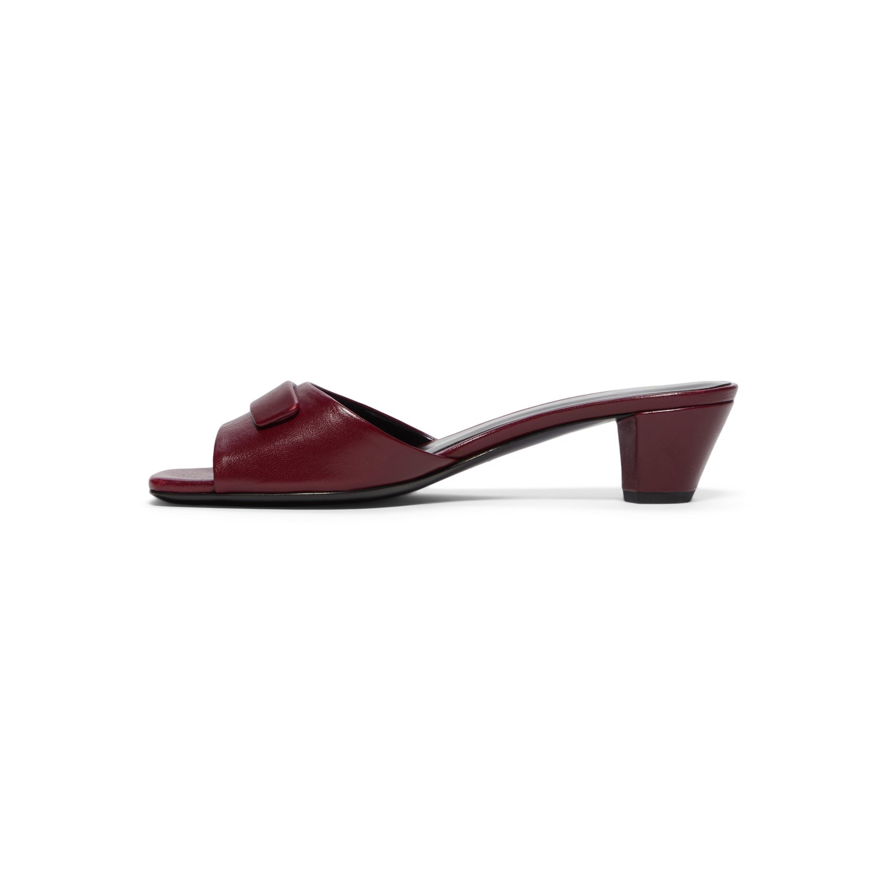 jude-taina-ss25ho012rd002ll001-bordeaux-leather  Footwear
