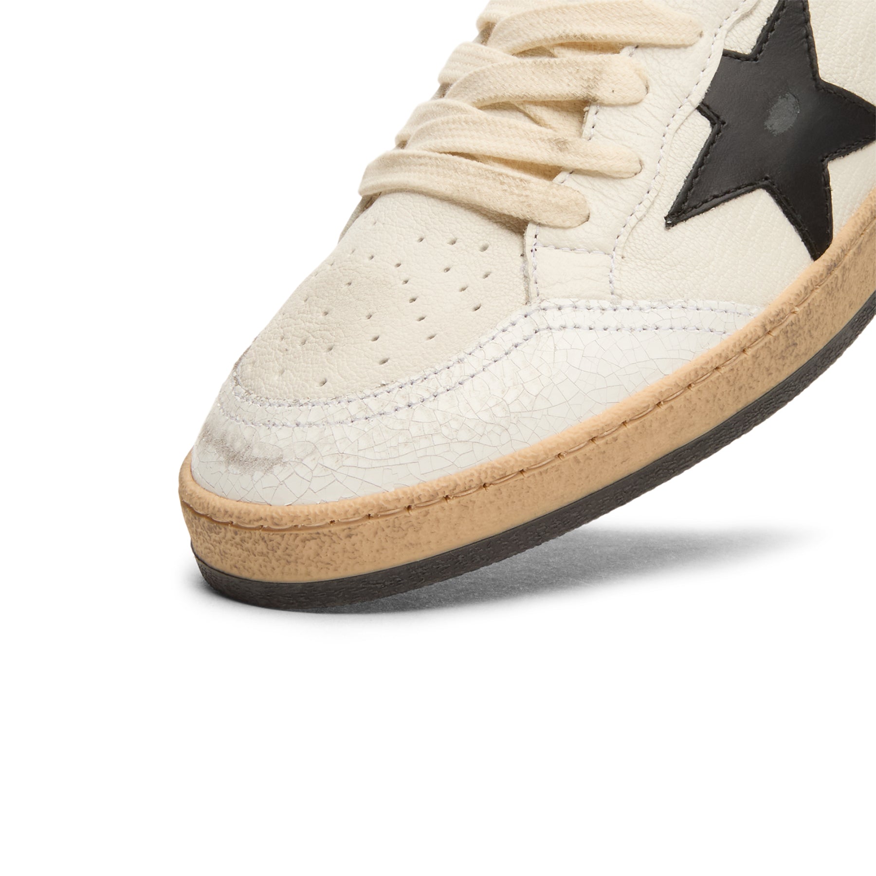 golden-goose-ballstar-nappa-upper-leather-star-and-white-black  Footwear