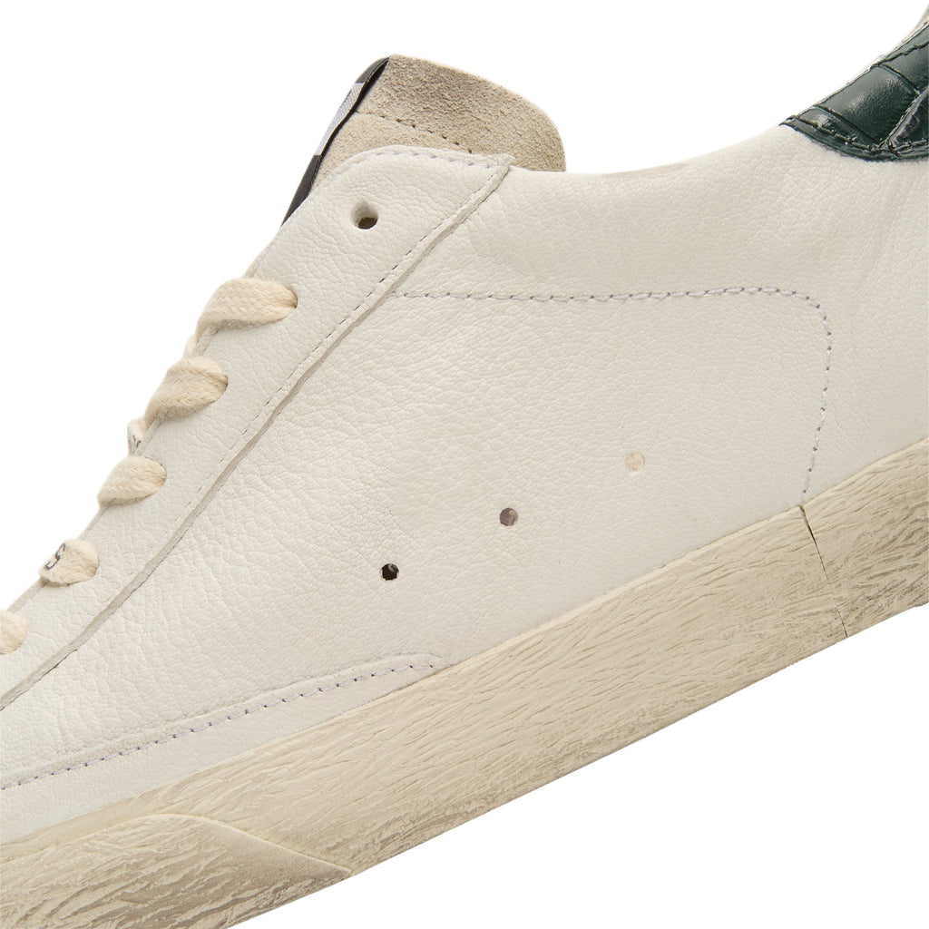 golden-goose-super-star-white-green  Footwear