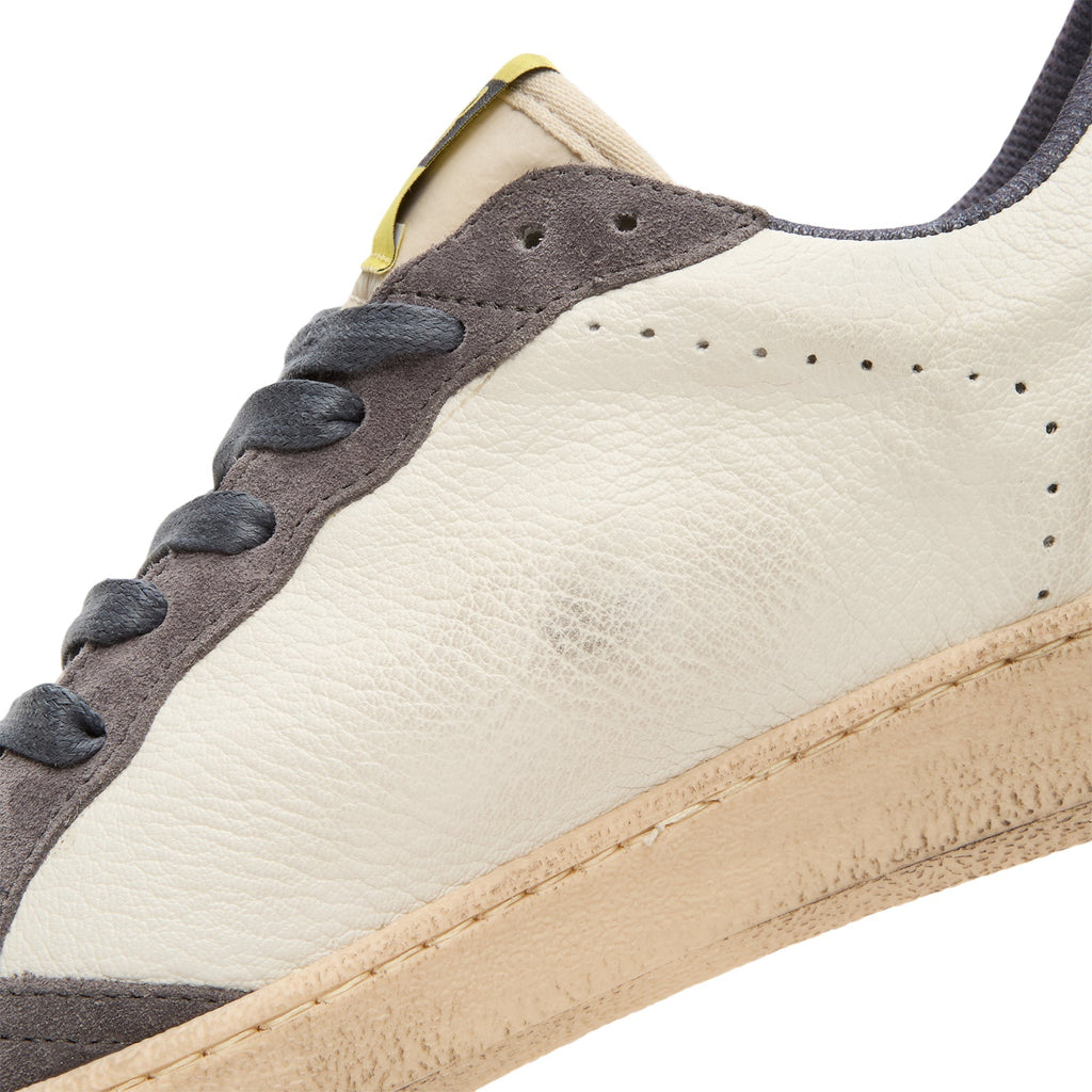 golden-goose-ballstar-white-beige-blue  Footwear