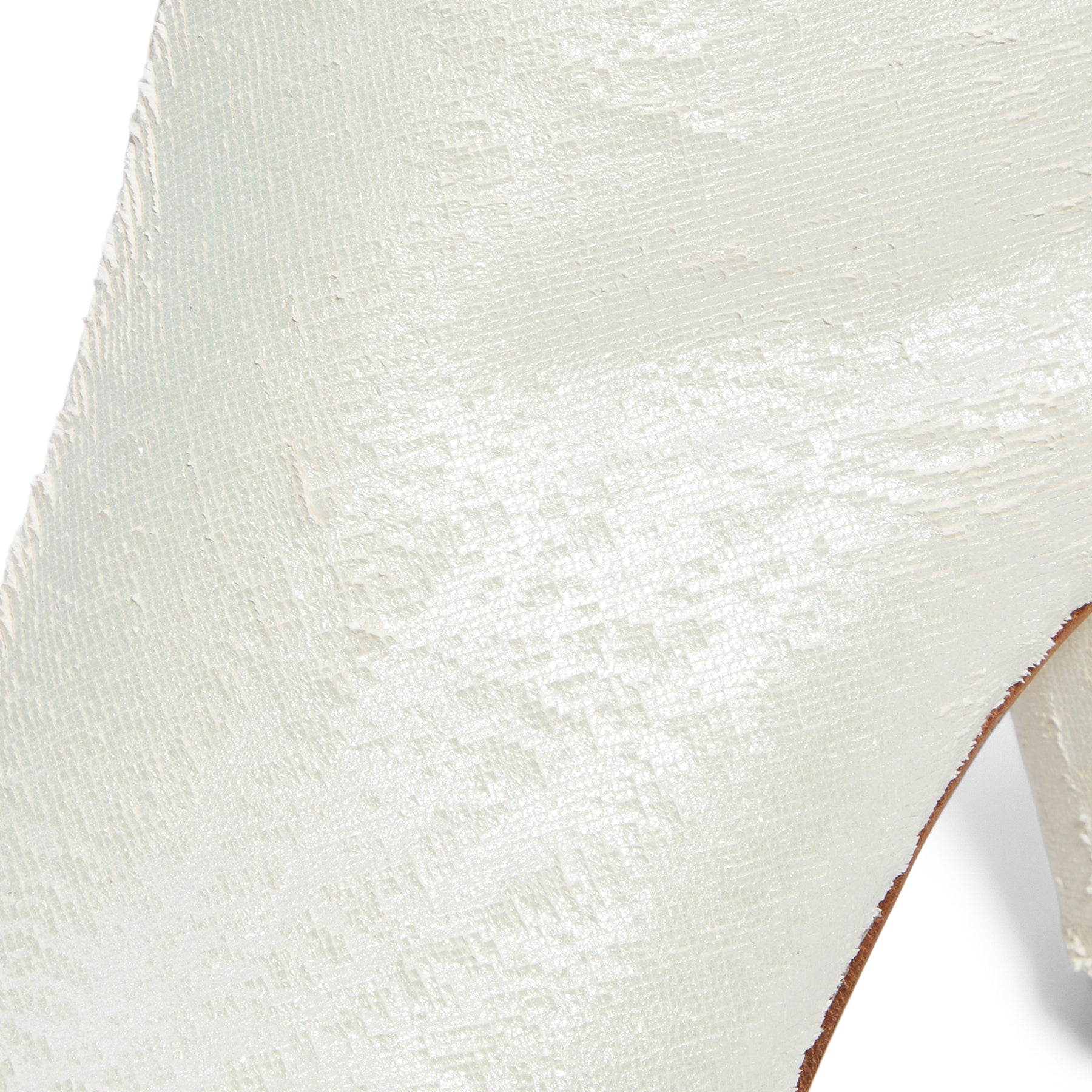 maison-margiela-tabi-ankle-boots-h60-s58wu0246-p8159-ha740-white-pearly  Footwear