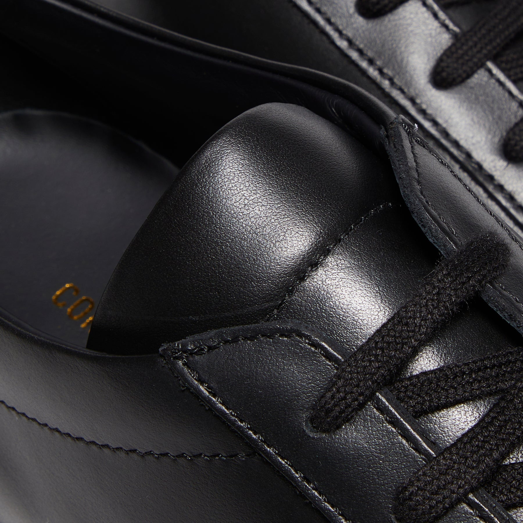 common-projects-original-achilles-low-1528-7547-black  Footwear