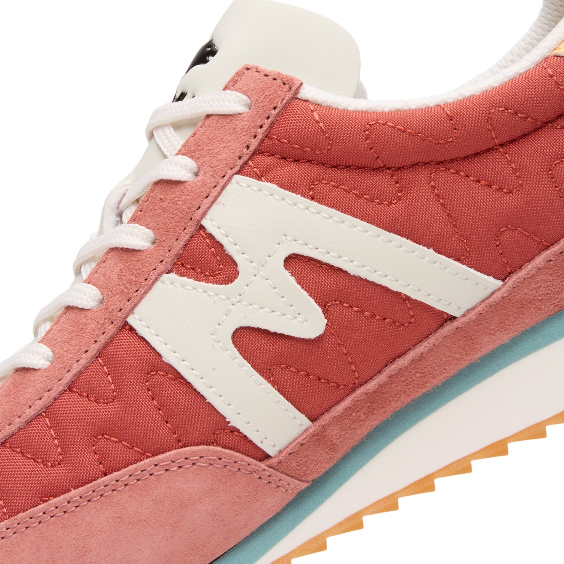 karhu-mestari-light-mahogany-blanc-de-blanc  Footwear