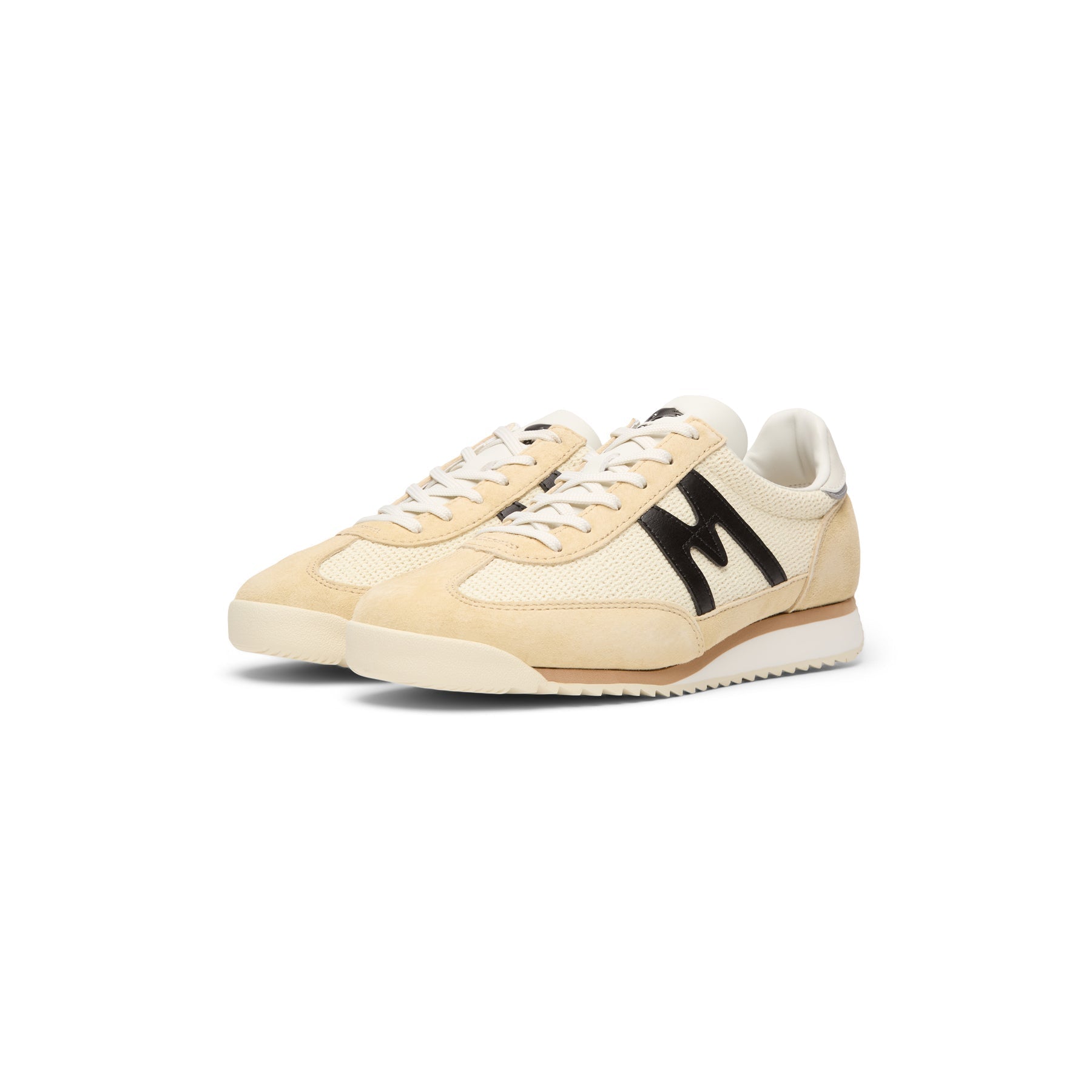 karhu-mestari-boulder-jet-black  Footwear