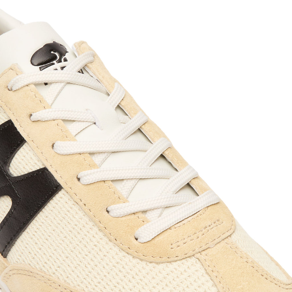 karhu-mestari-boulder-jet-black  Footwear