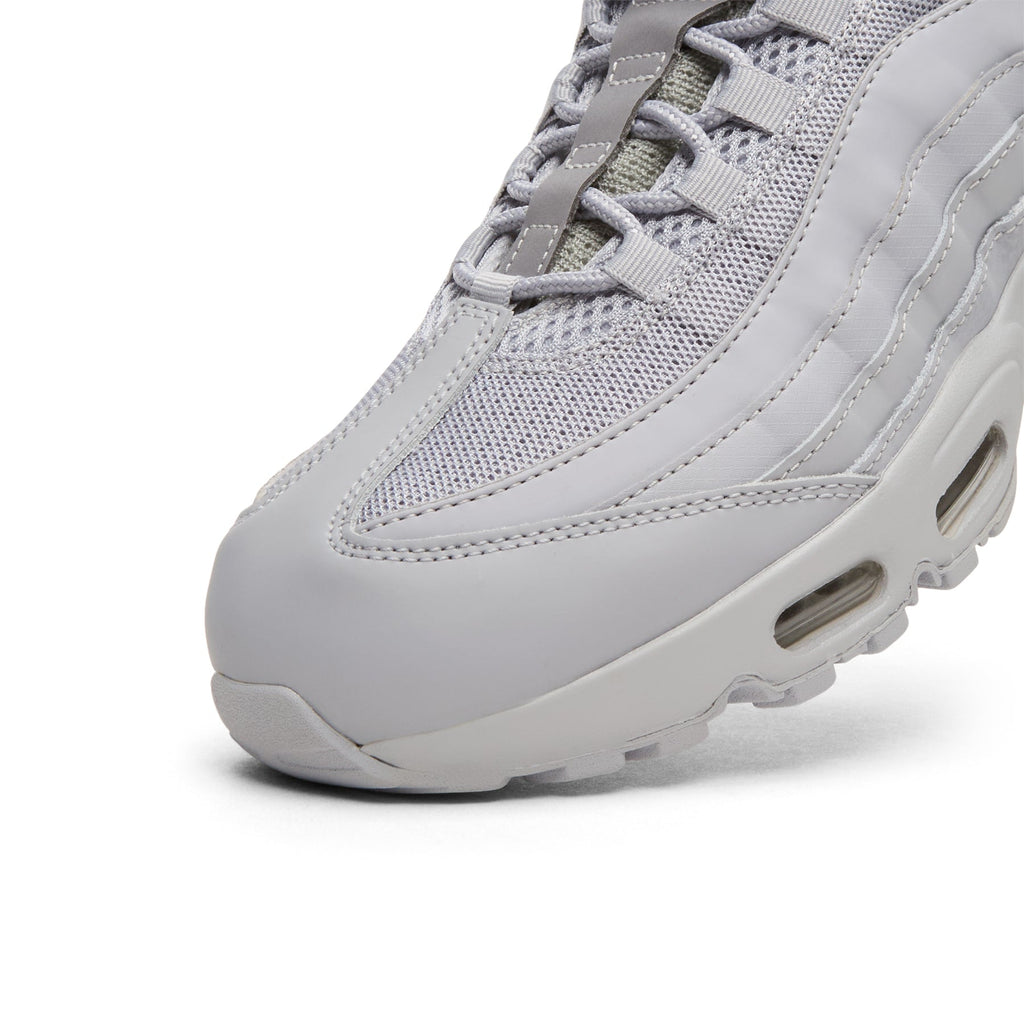 nike-air-max-95-wolf-grey-wolf-grey-wolf-grey-anthracite  Footwear