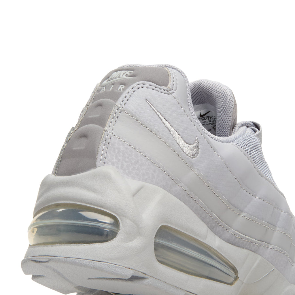 nike-air-max-95-wolf-grey-wolf-grey-wolf-grey-anthracite  Footwear