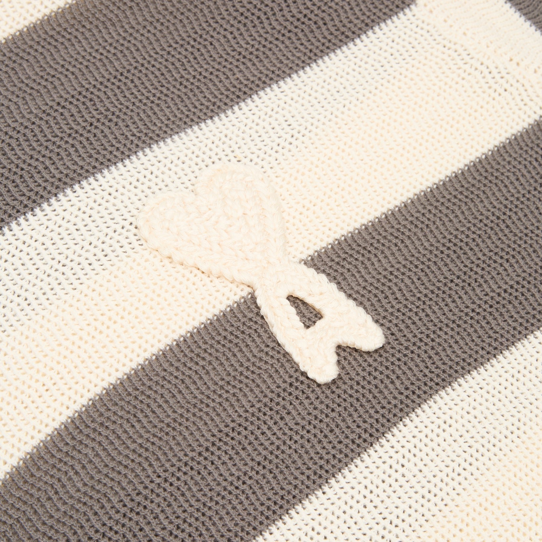 AMI Short Sleeves Polo With AMI De Coeur Patch (Blanc creme/Carbone) Top