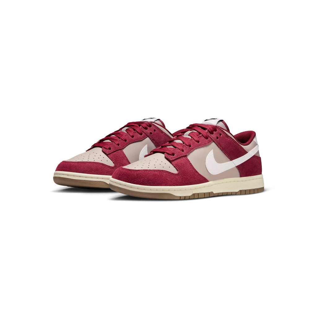 nike-dunk-low-retro-se-college-grey-white-team-red-sail  Footwear