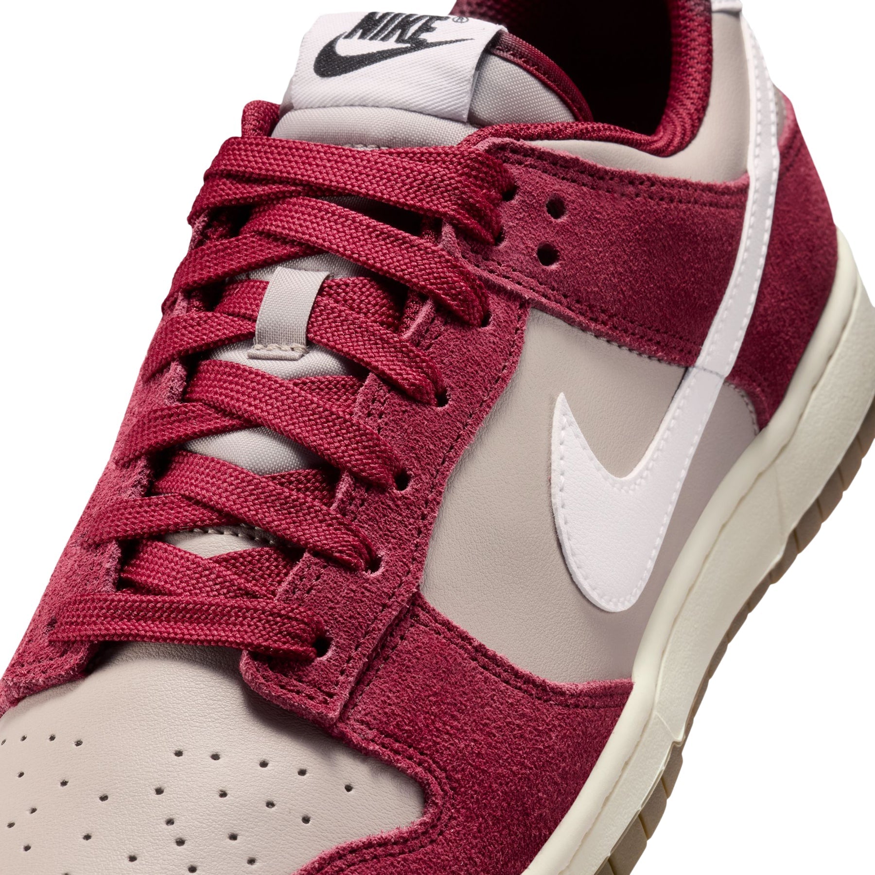 nike-dunk-low-retro-se-college-grey-white-team-red-sail  Footwear