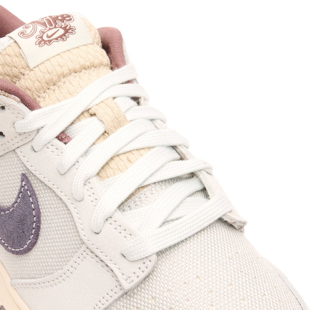 nike-dunk-low-retro-se-off-white-dark-raisin-spruce-aura  Footwear