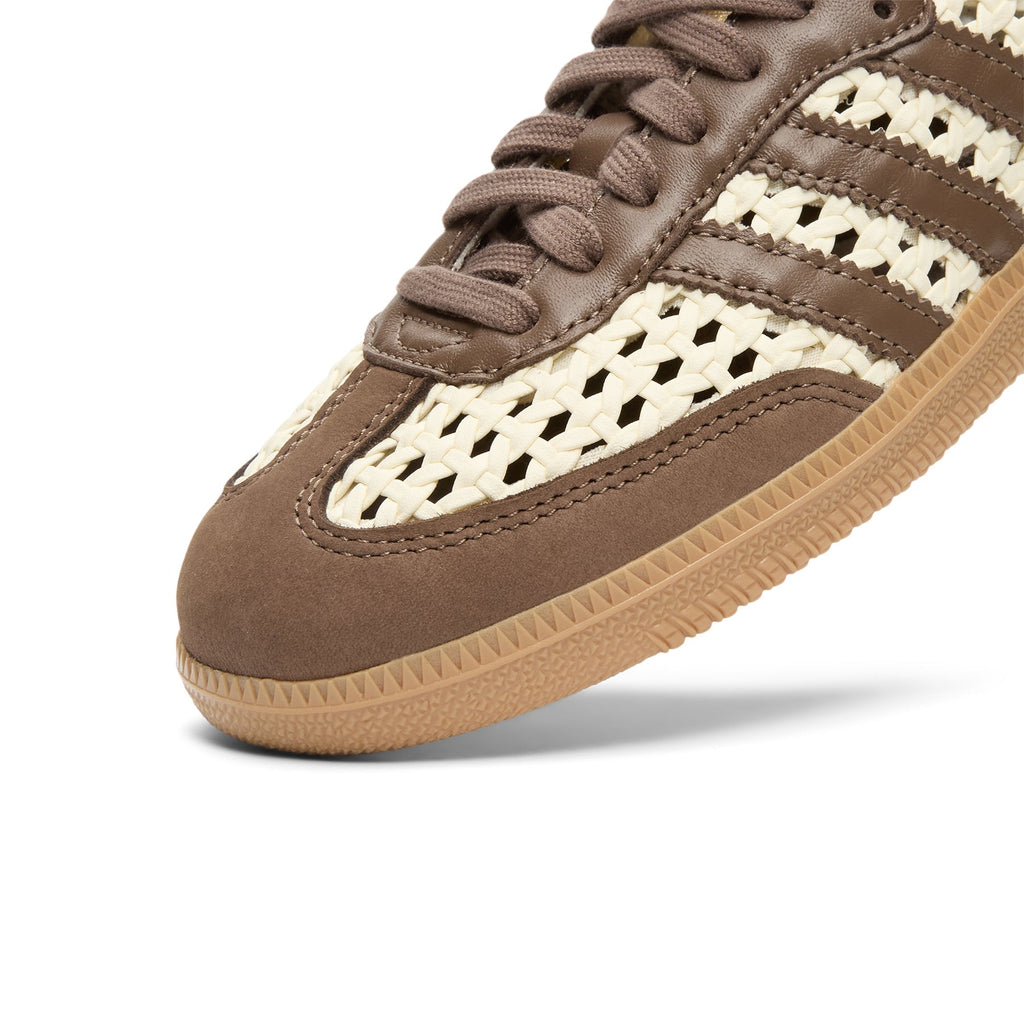 adidas-samba-og-w-cream-white-earth-strata-gold-met  Footwear