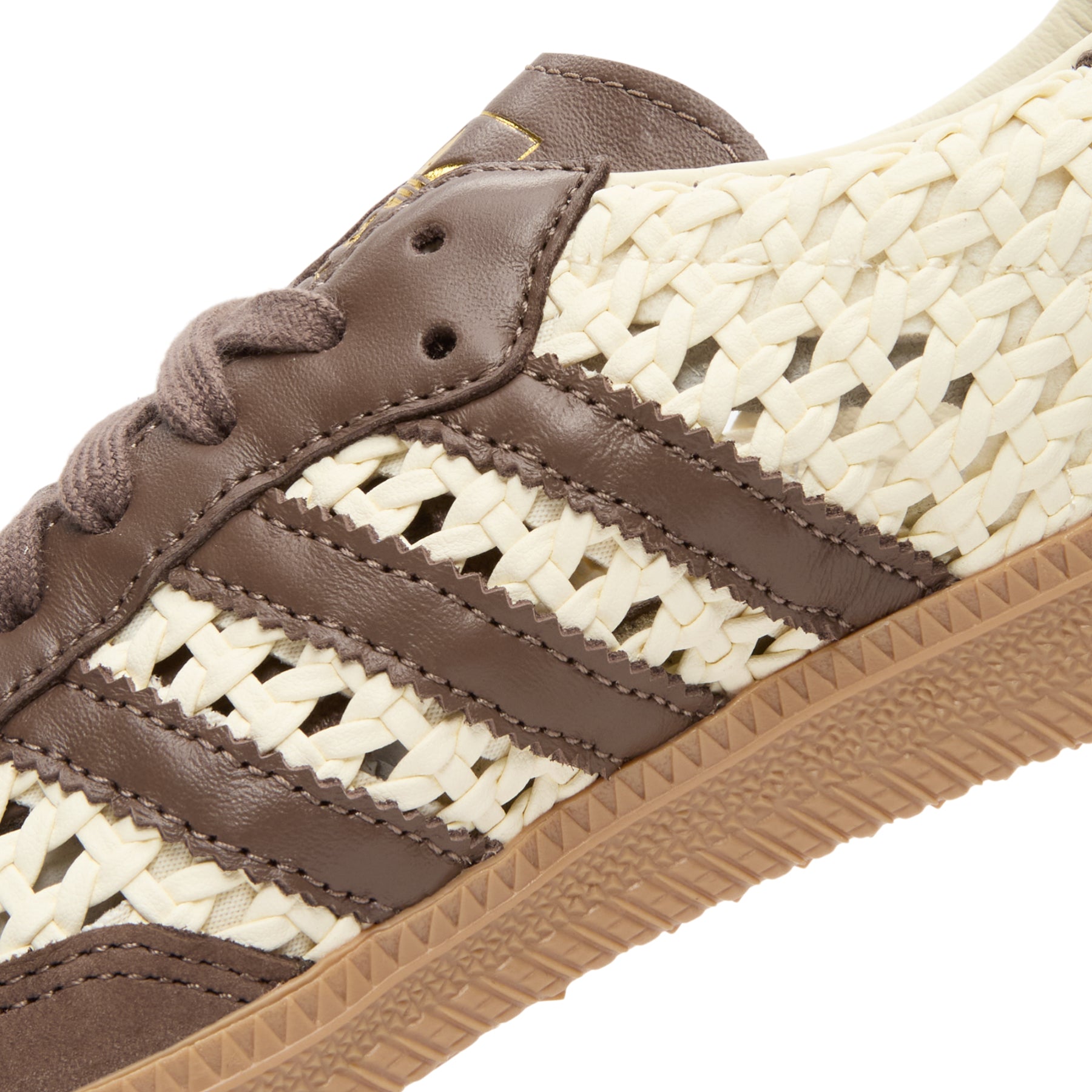 adidas-samba-og-w-cream-white-earth-strata-gold-met  Footwear