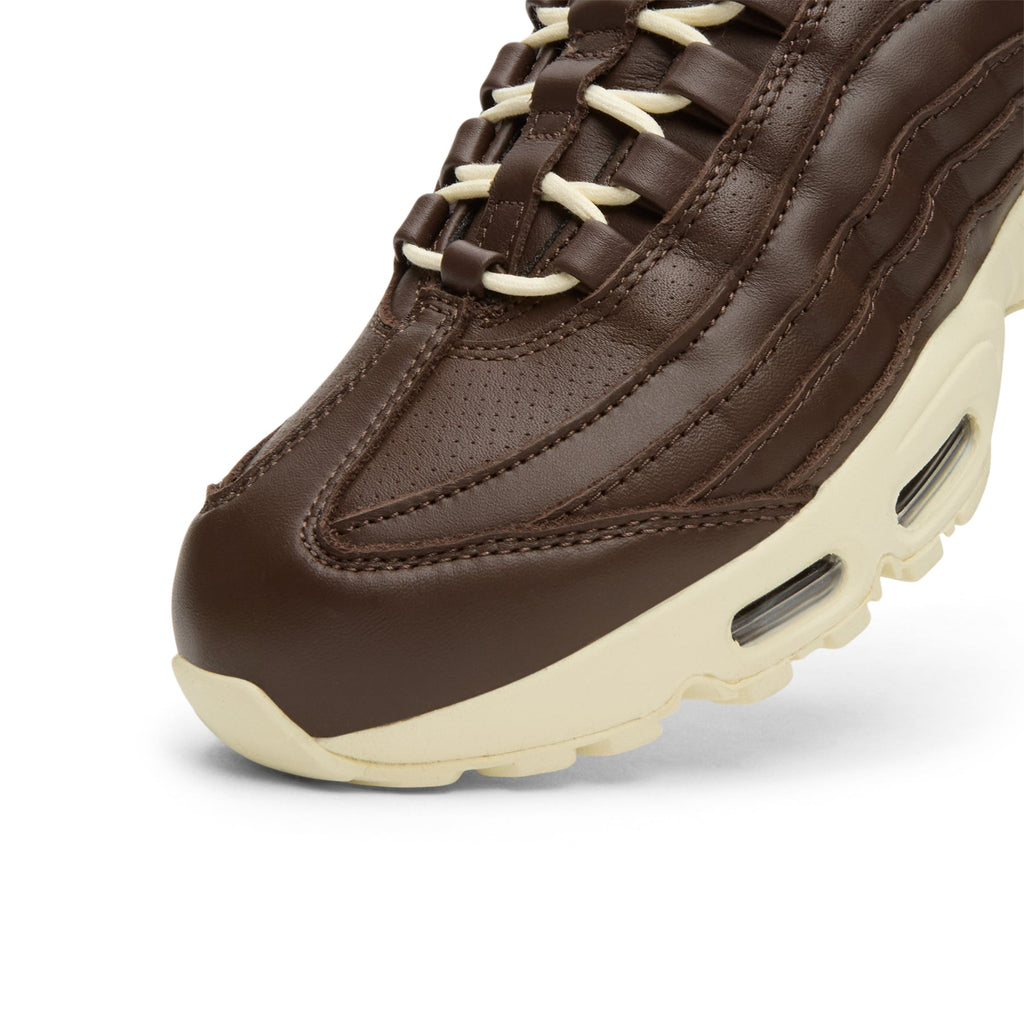 nike-air-max-95-big-bubble-leather-baroque-brown-coconut-milk-baroque-brown  Footwear