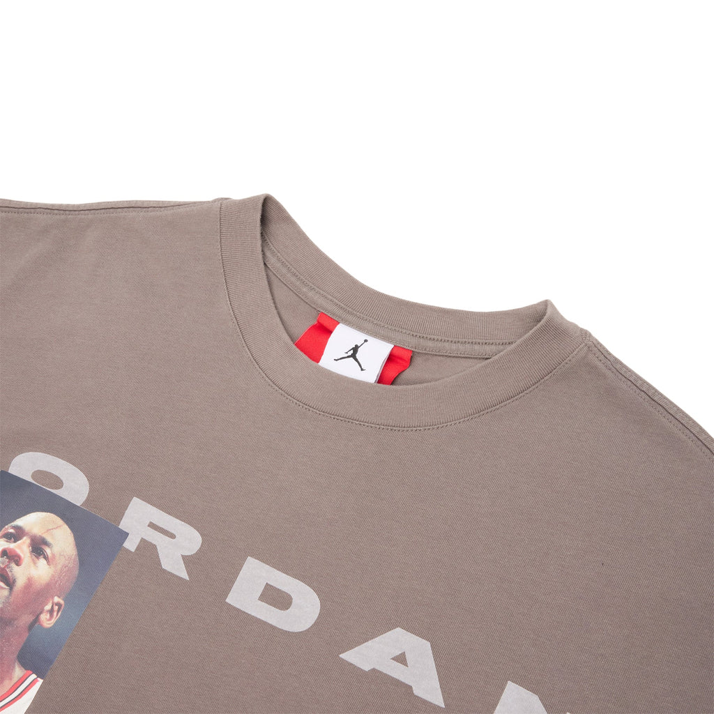 Air Jordan M J IH Above SS Tee (Cave Stone) T-shirt Top