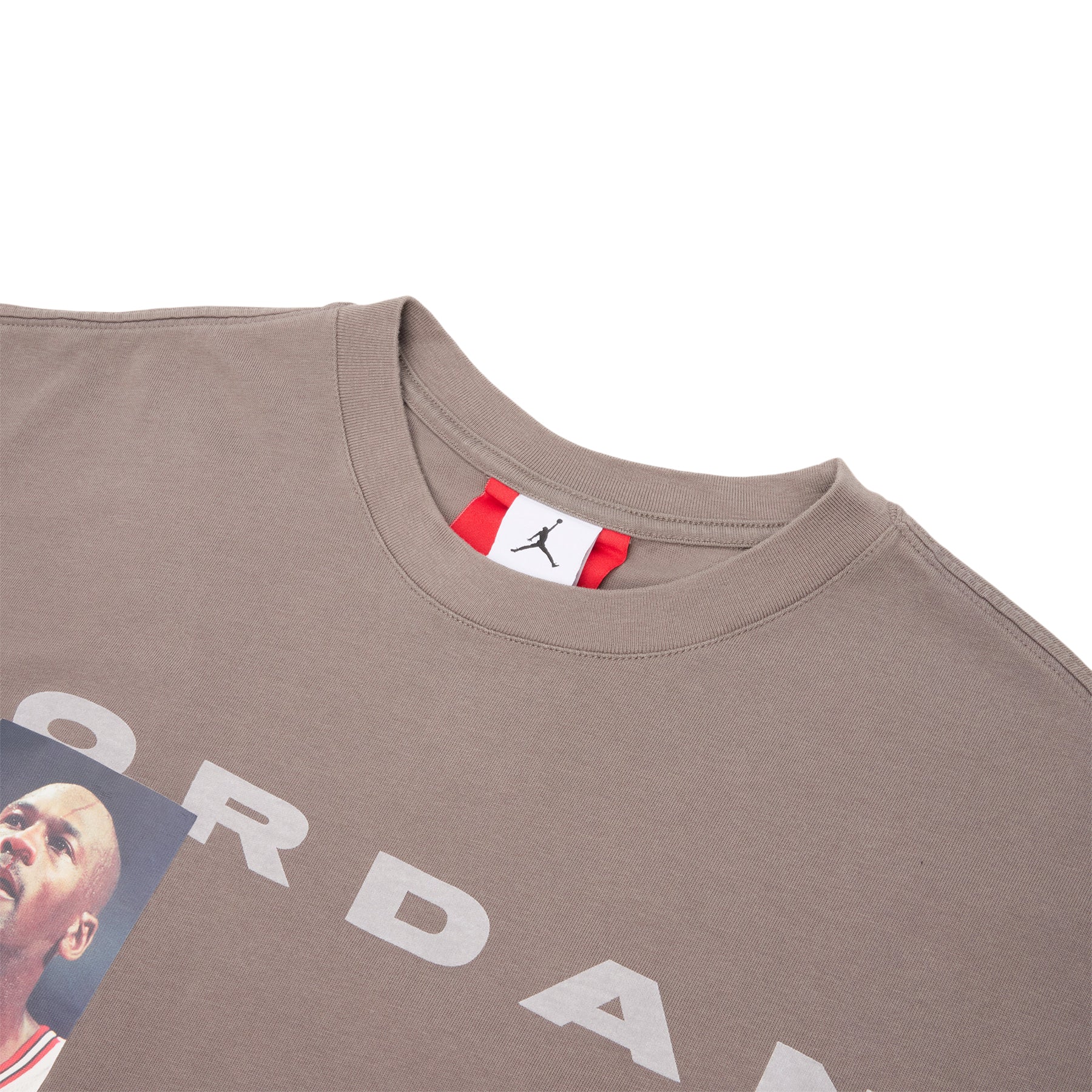 Air Jordan M J IH Above SS Tee (Cave Stone) T-shirt Top