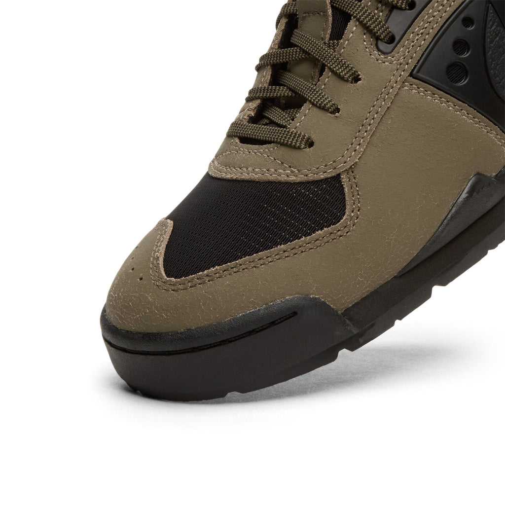 nike-nike-baltoro-olive-khaki-black-university-red  Footwear