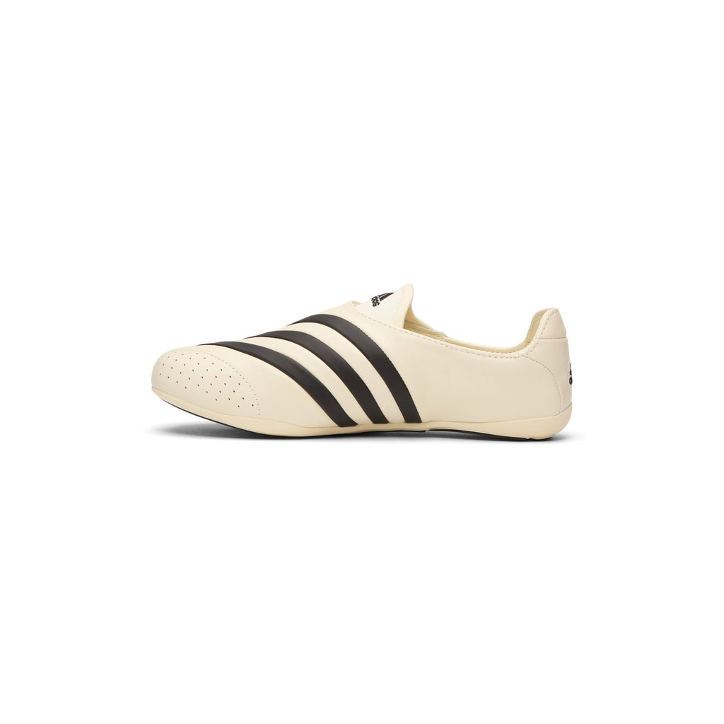 adidas-pw-vario-flat-earther-chalk-white-core-black-chalk-white  Footwear