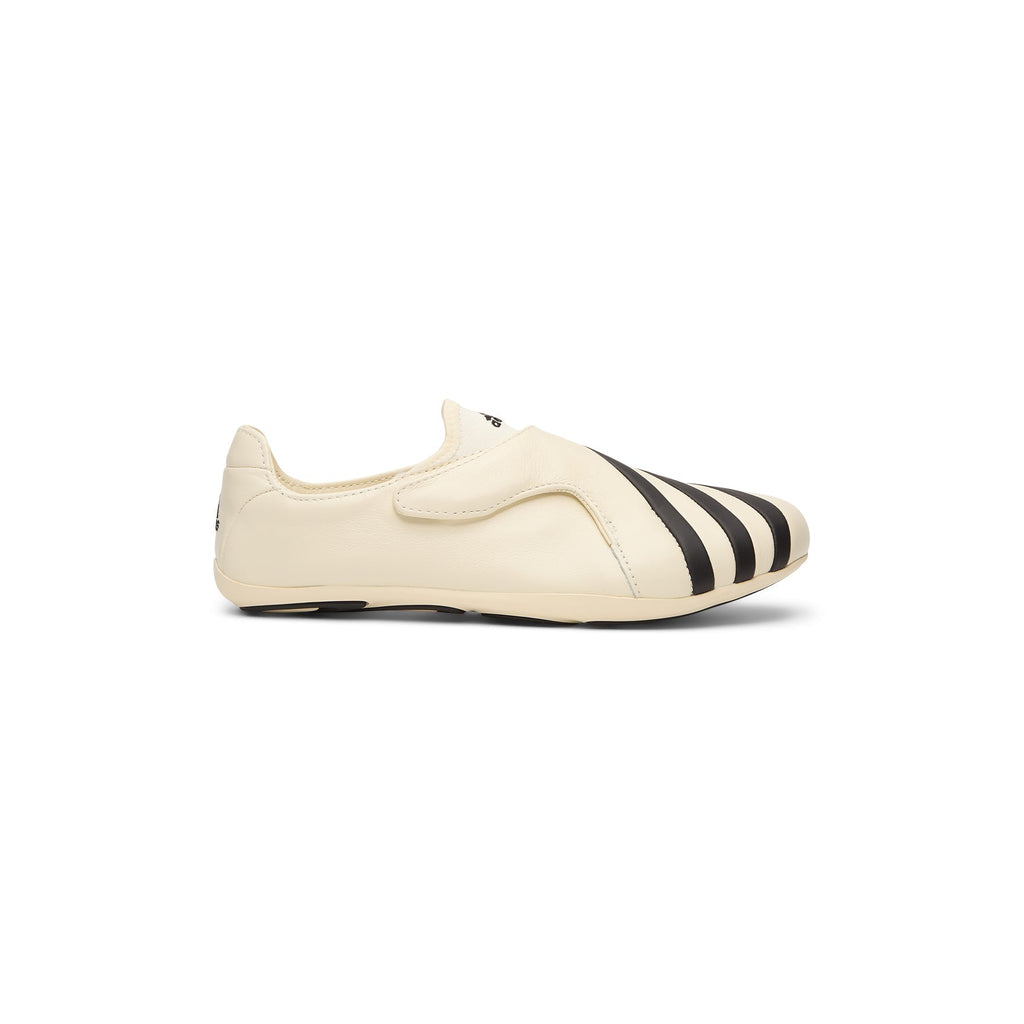 adidas-pw-vario-flat-earther-chalk-white-core-black-chalk-white  Footwear