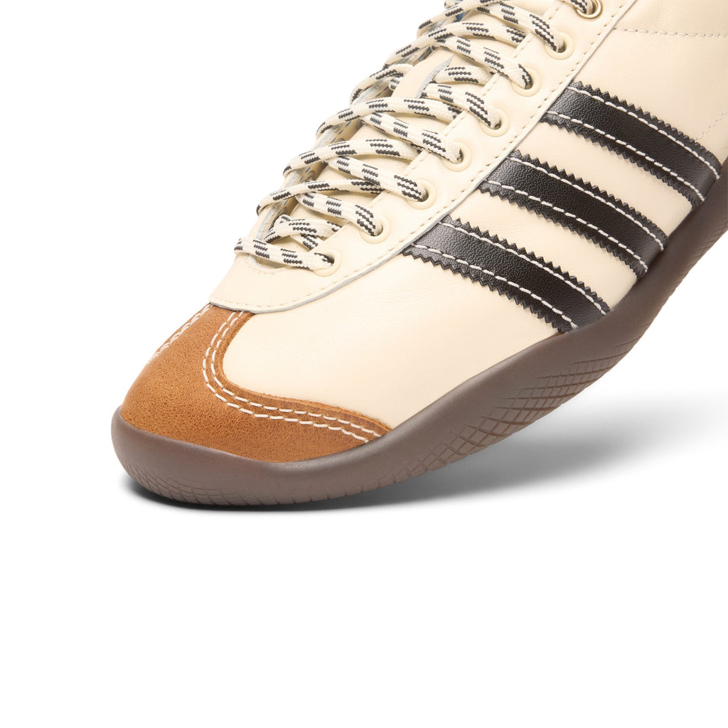 adidas-wb-karintha-og-wonwhi-cblack-lusblu  Footwear