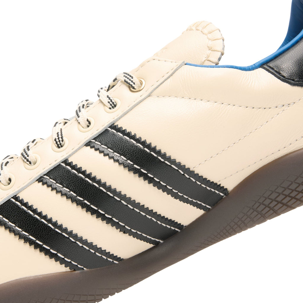 adidas-wb-karintha-og-wonwhi-cblack-lusblu  Footwear