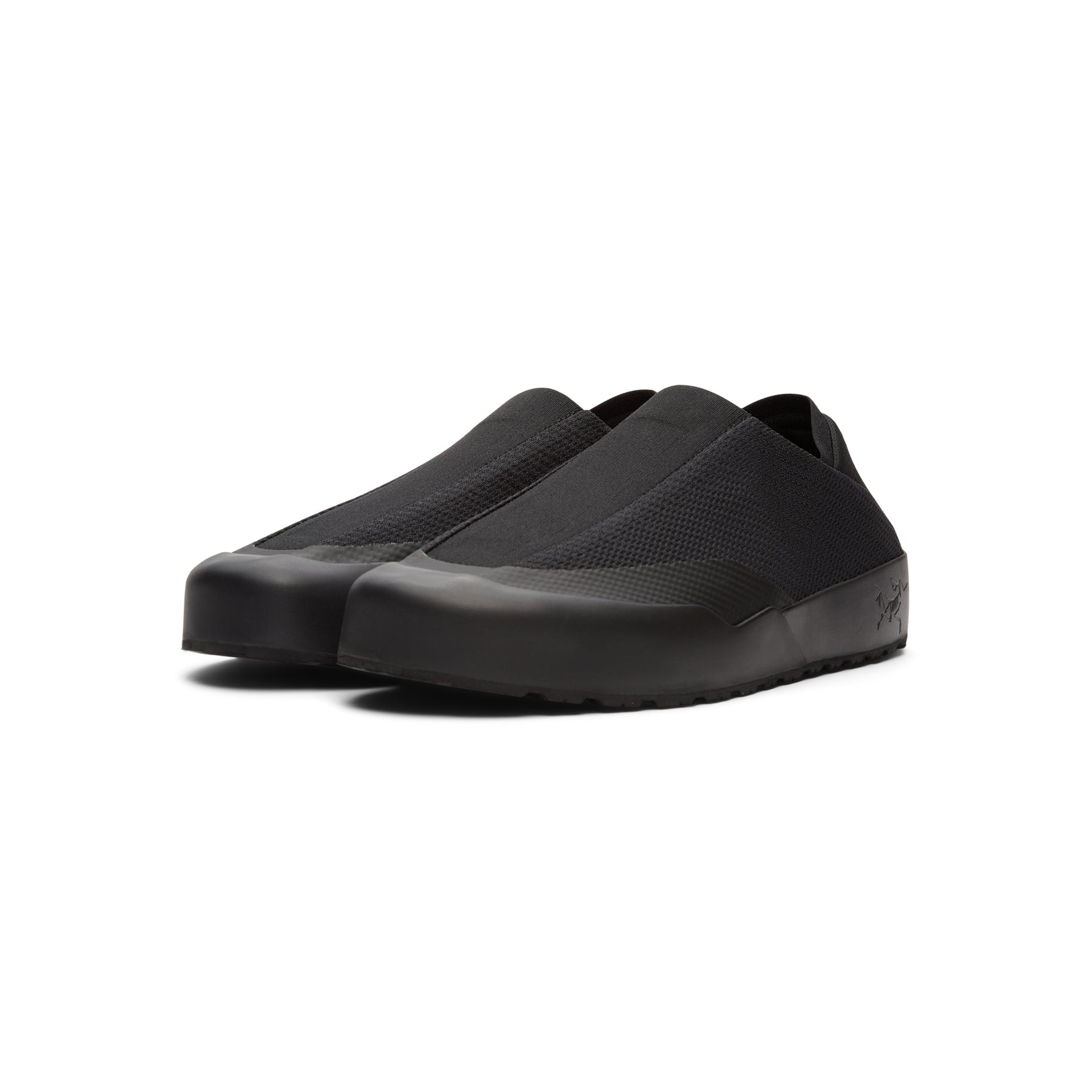 arcteryx-kragg-men-black-black  Footwear