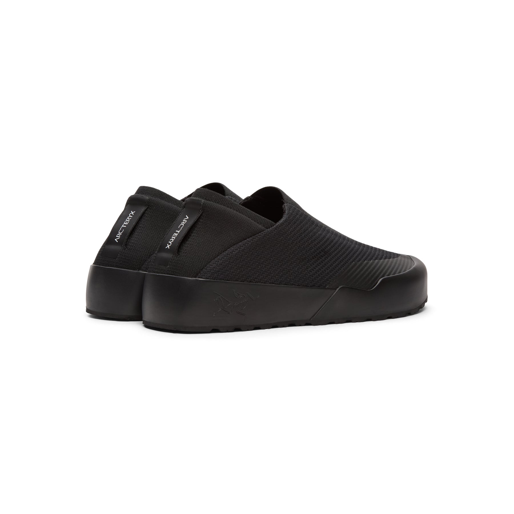 arcteryx-kragg-men-black-black  Footwear