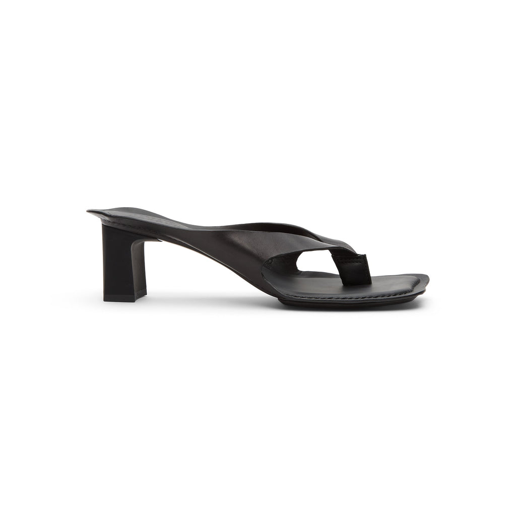 mm6-maison-margiela-sandal-black  Footwear