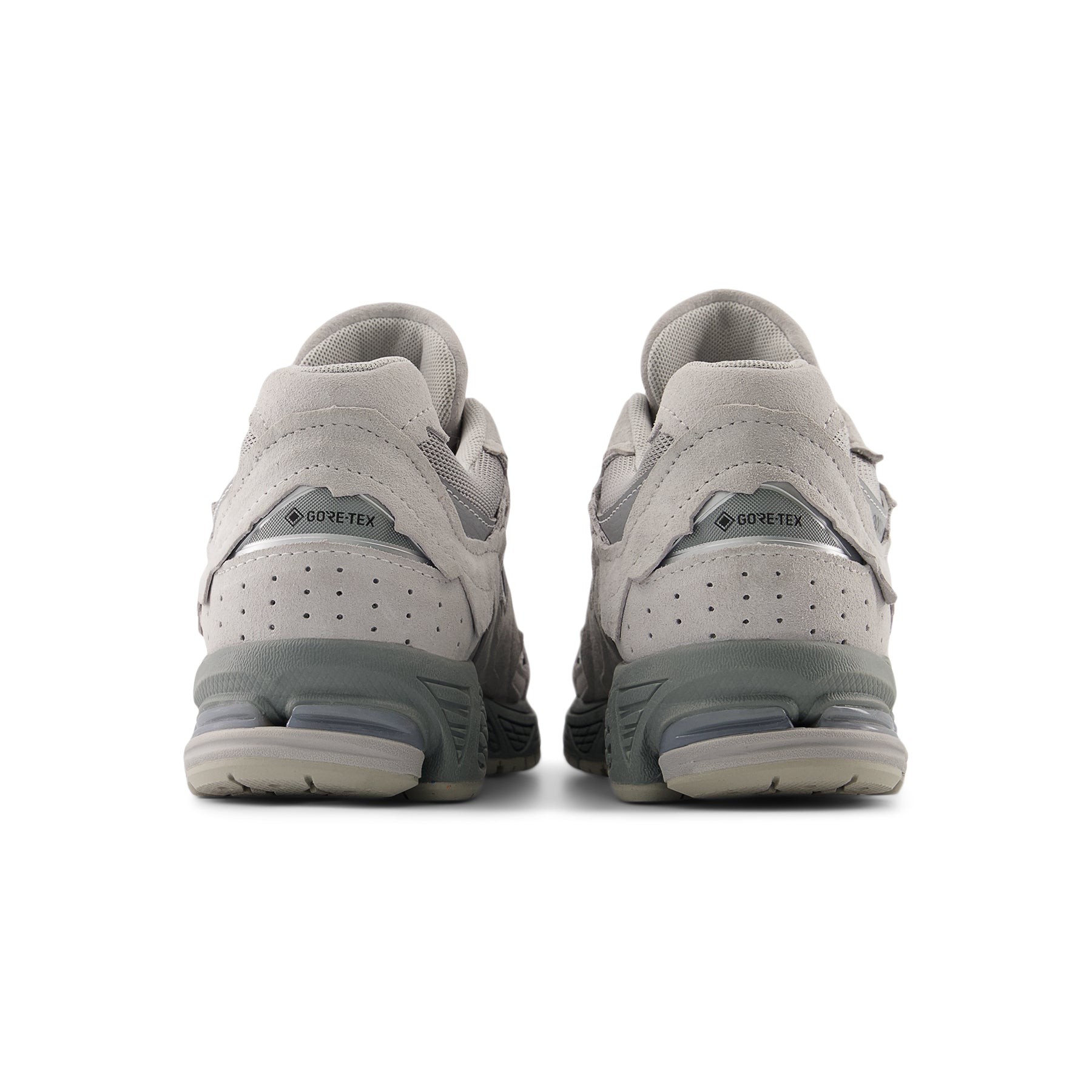 new-balance-2002r-gore-tex-slate-grey-castlerock  Footwear