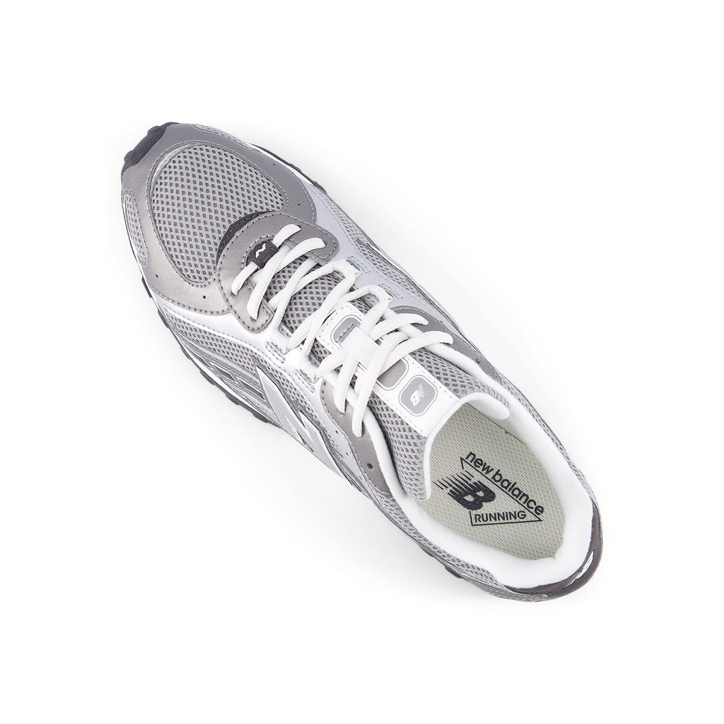 new-balance-204l-silver  Footwear