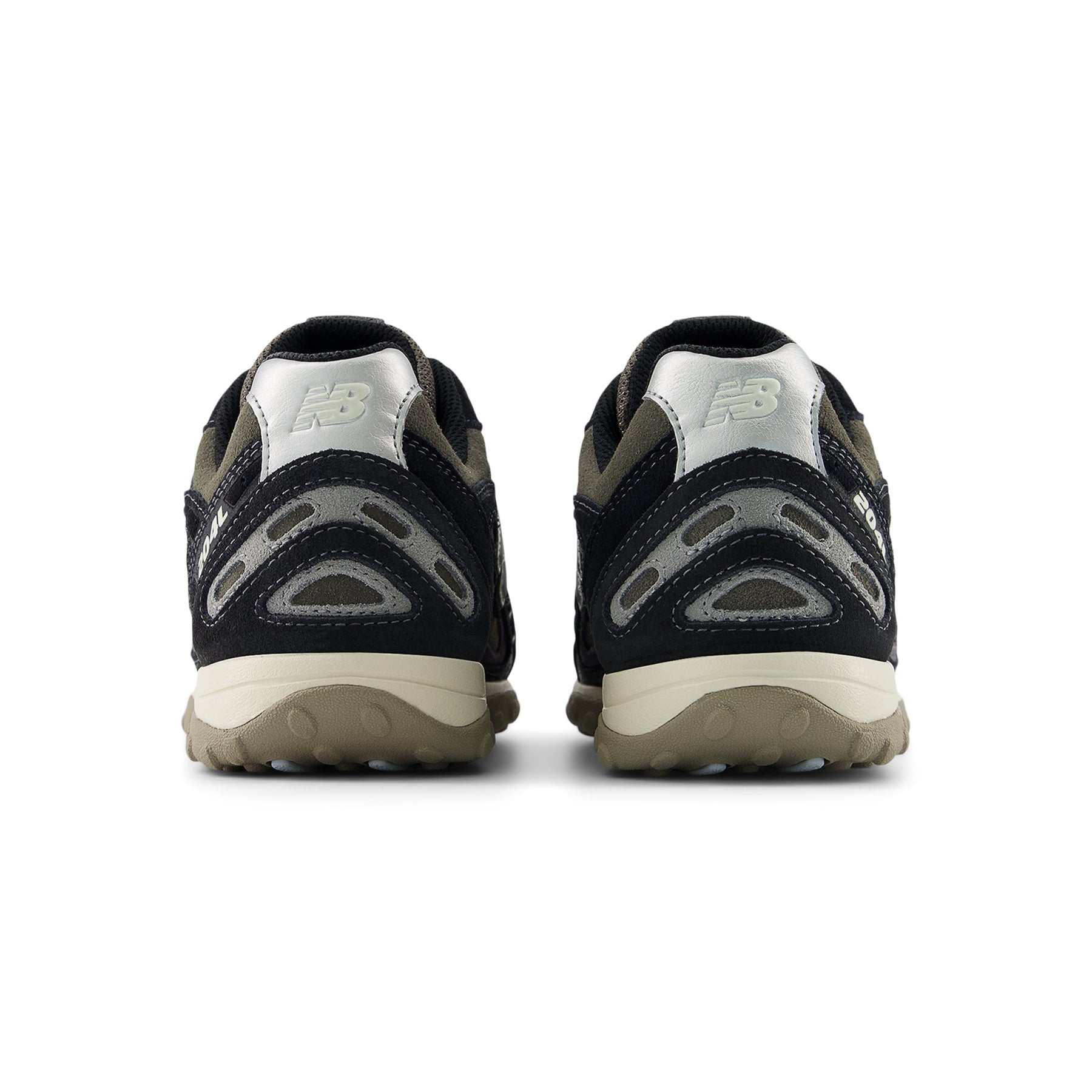 new-balance-204l-black-magnet  Footwear