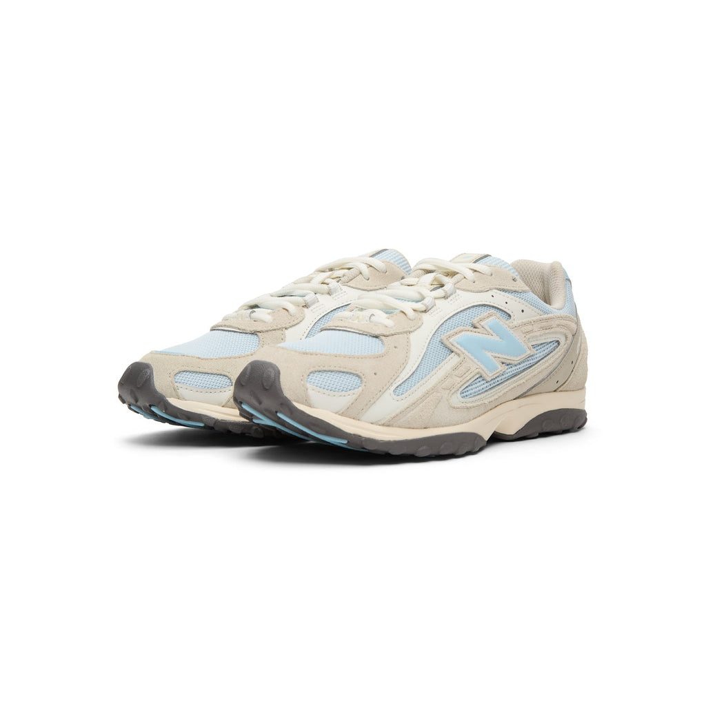 new-balance-204l-silver-1  Footwear