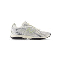 new-balance-basketcase-x-new-balance-204l-silver-metallic  Footwear