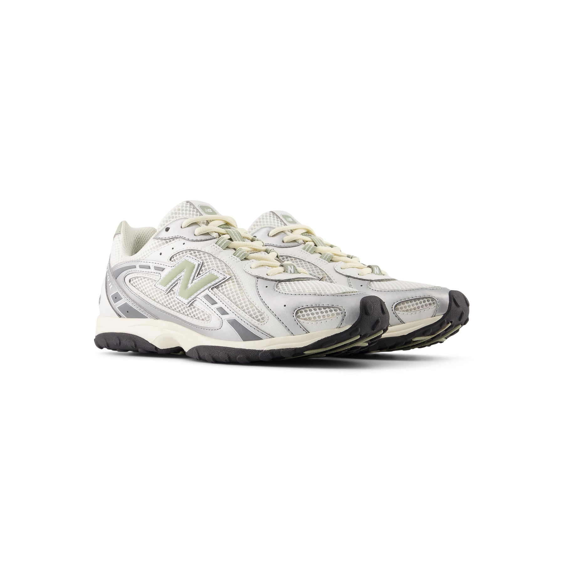 new-balance-basketcase-x-new-balance-204l-silver-metallic  Footwear