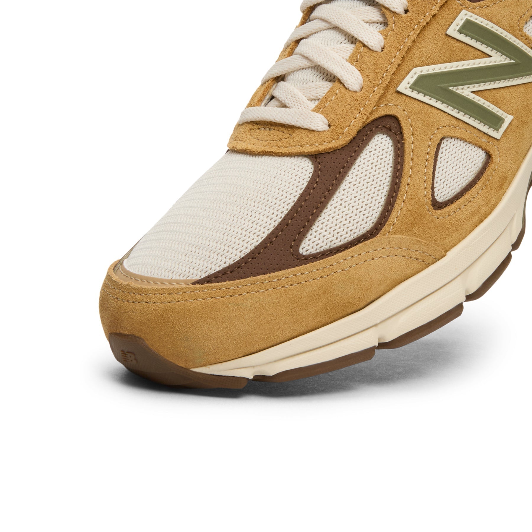 new-balance-concepts-x-made-in-usa-990v4-pumpernickel-dark-olivine  Footwear