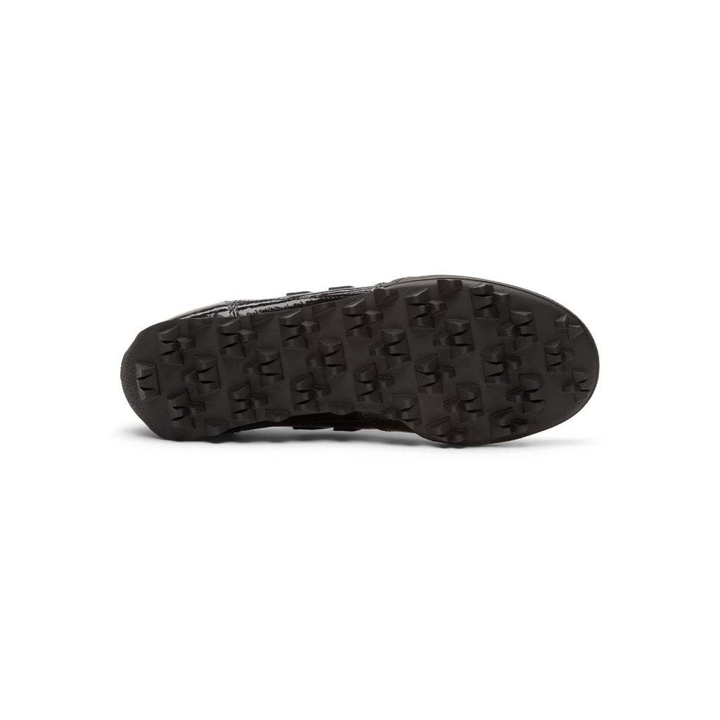 new-balance-gator-run-black-black  Footwear