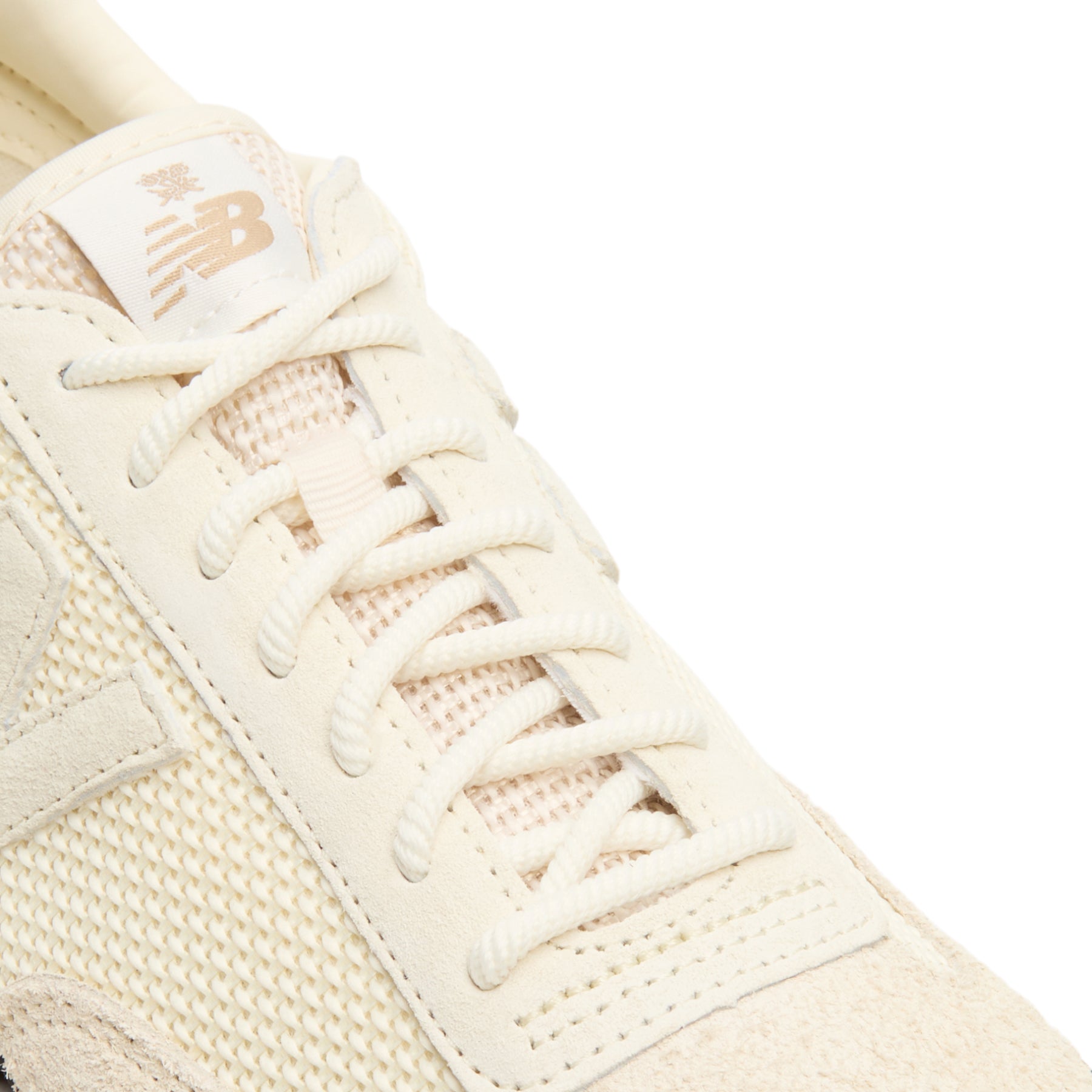 new-balance-ald-x-new-balance-gator-run-hairy-suede-angora-angora  Footwear