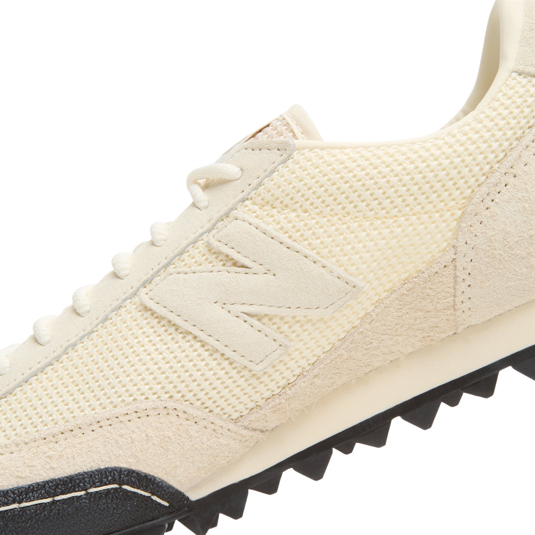 new-balance-ald-x-new-balance-gator-run-hairy-suede-angora-angora  Footwear