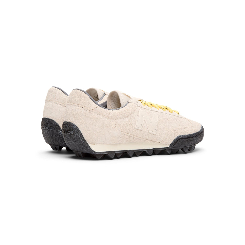 new-balance-gator-run-white  Footwear