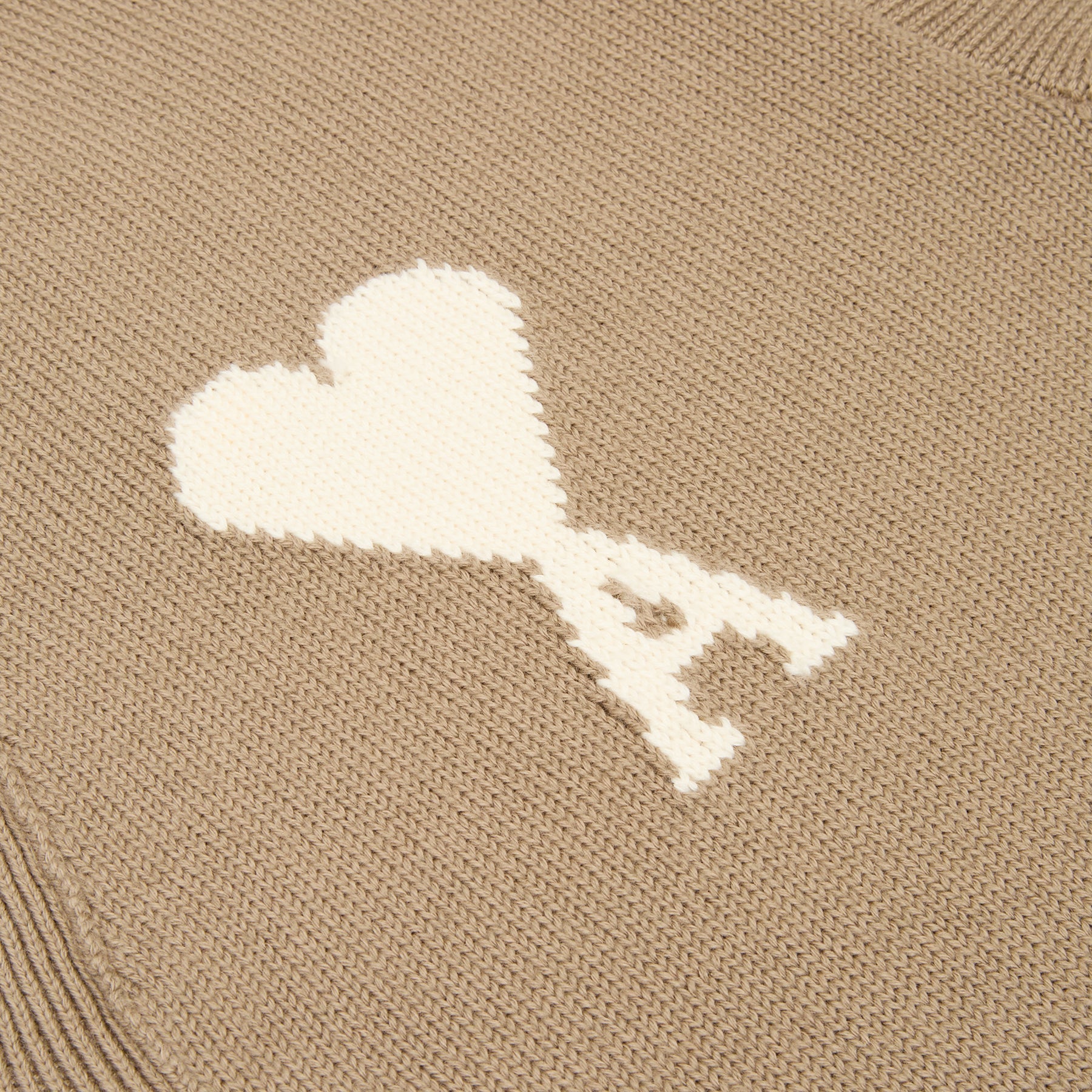 AMI Cardigan With Contrasted AMI De Coeur (Beige taupe/Ecru) Top