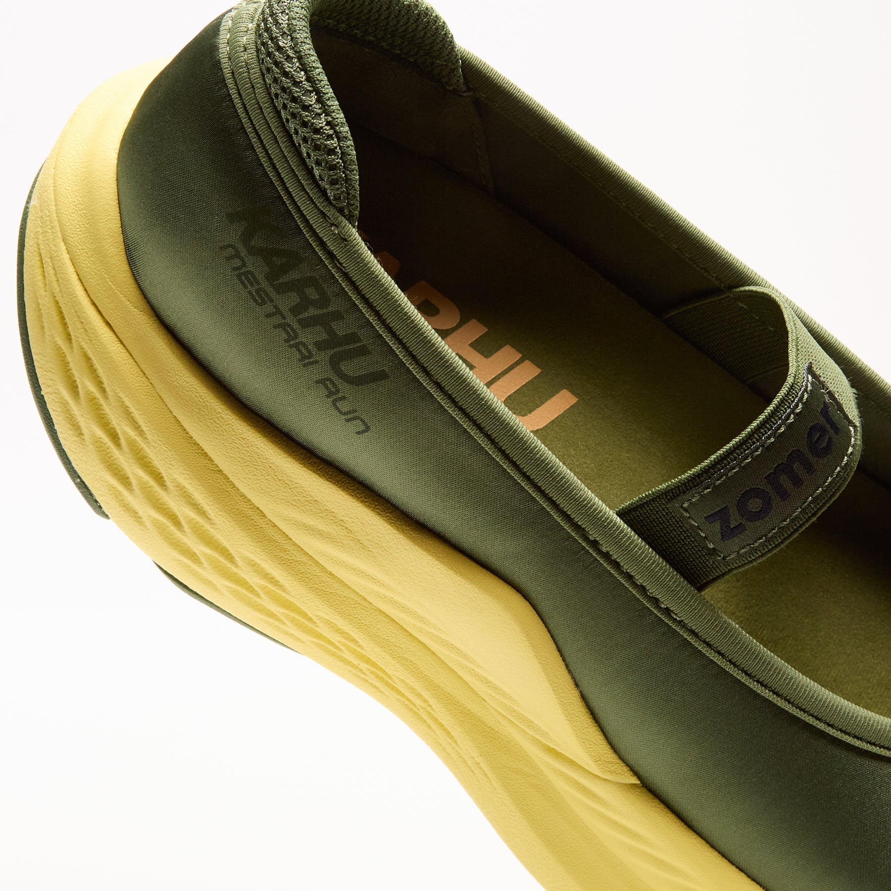 karhu-mestari-kesa-run-cedar-green-limelight  Footwear