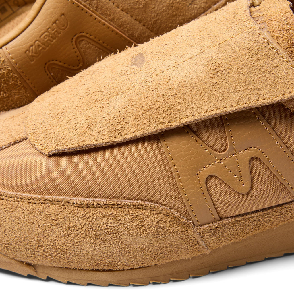 karhu-mestari-slip-on-eg-tobacco-tobacco  Footwear