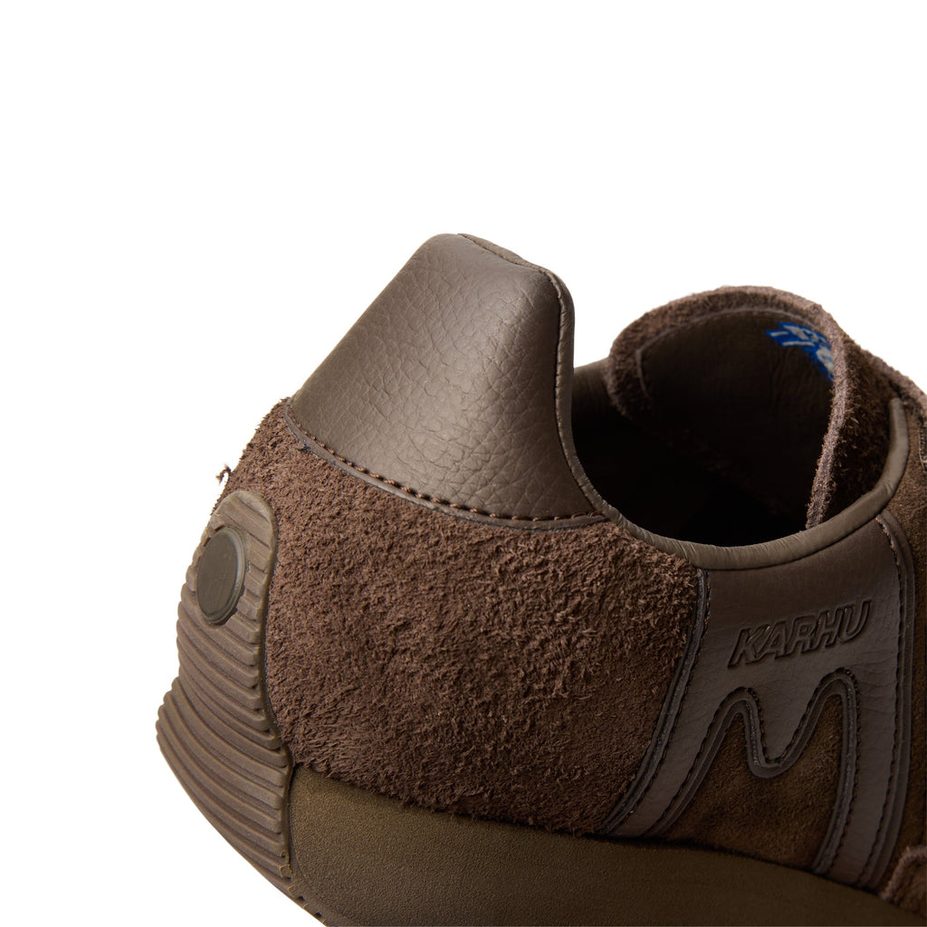 karhu-mestari-slip-on-eg-chocolate-chocolate  Footwear
